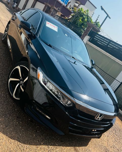 Honda Accord Sport (1.5L 4cyl Turbo CVT) 2019 Black