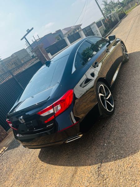 Honda Accord Sport (1.5L 4cyl Turbo CVT) 2019 Black