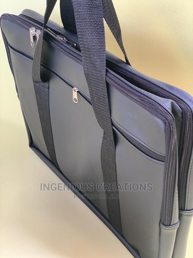 Double Laptop Bag · Photo 4