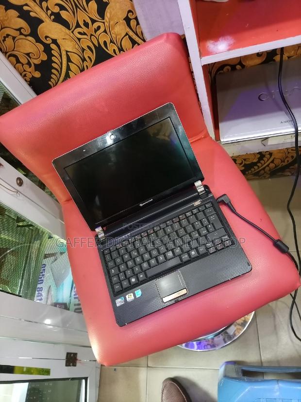 New Laptop Acer Aspire R5-571t 2GB Intel Atom HDD 160GB · Photo 4