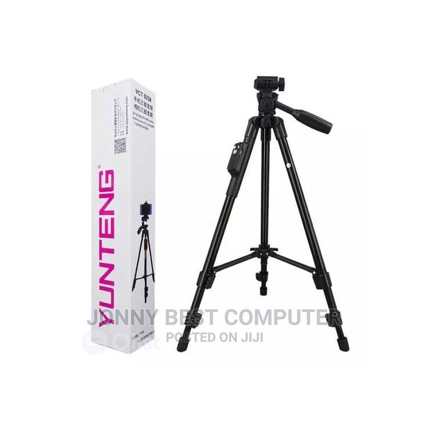 Yuntung Phone and Camera Tripod · Photo 2