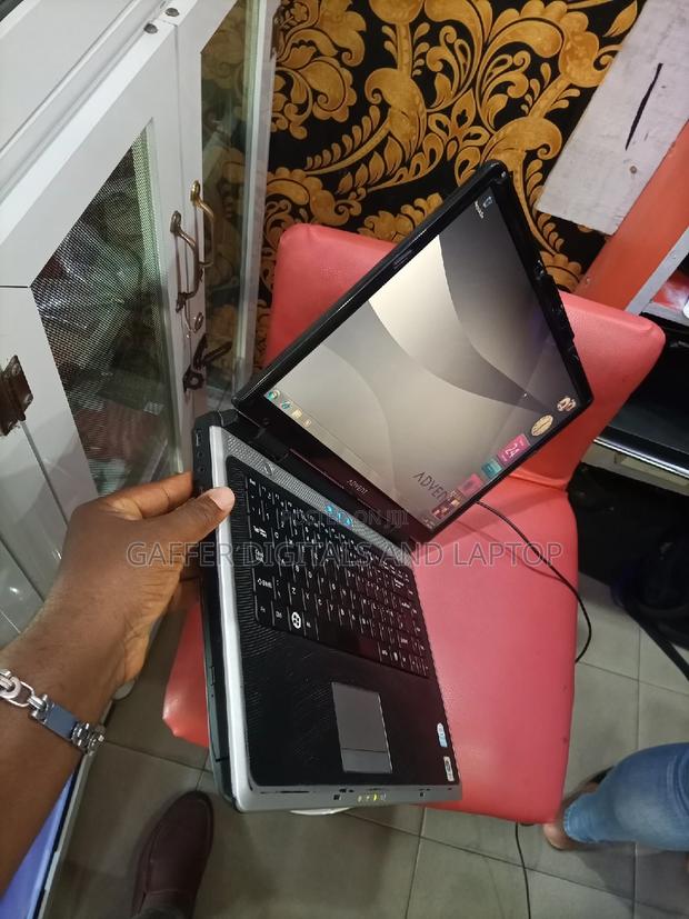 New Laptop Advent 5311 4GB Intel Core 2 Duo HDD 128GB · Photo 1