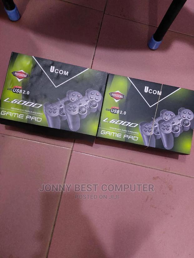 Ucom USB Double Game Pad · Photo 1