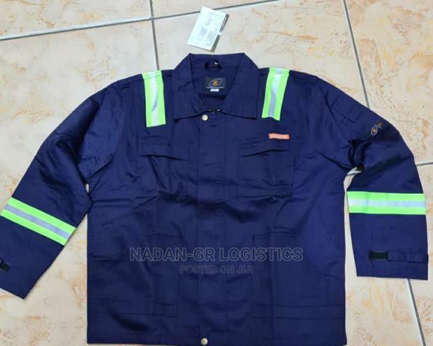 Reflective Workwear · Photo 4