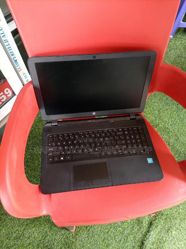 Laptop HP Pavilion 15 4GB Intel Celeron HDD 350GB · Photo 3