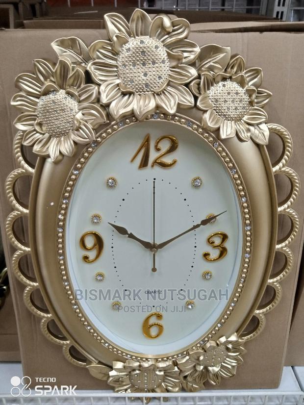 Wall Clock for Sale · Photo 2