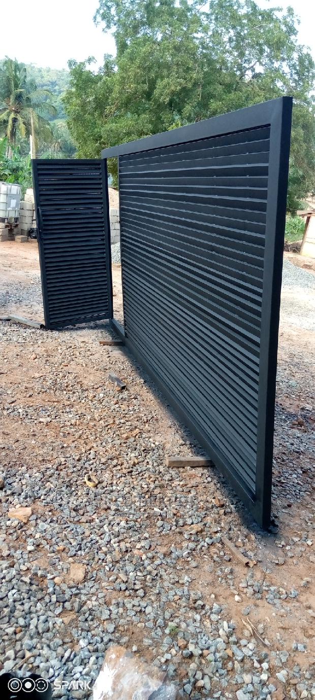 Edoh Sliding Gate · Photo 2