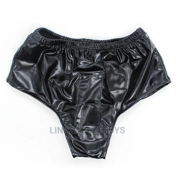 Wearable Sex Toy Panty for Women · Photo 3