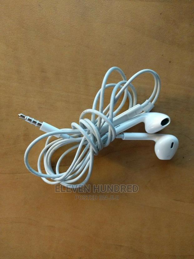 Earpods for All 3.5mm Jack Phones · Photo 3