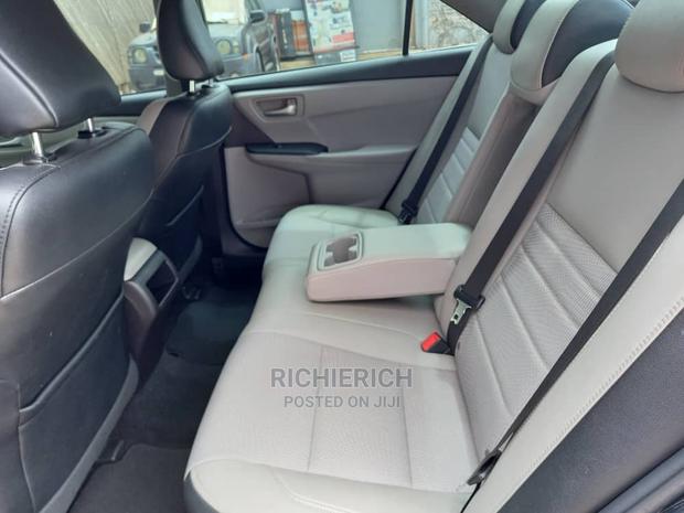 Toyota Camry Se Available for Rent photo 5