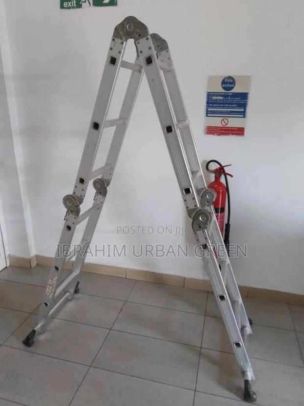 3x4 Folding Ladder · Photo 2