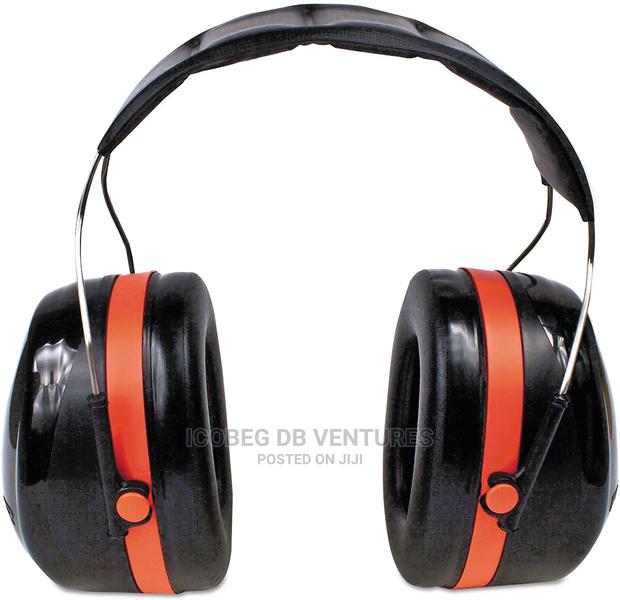 3M Optime 105 Peltor Earmuffs/Hearing Protection/Nrr 30db
