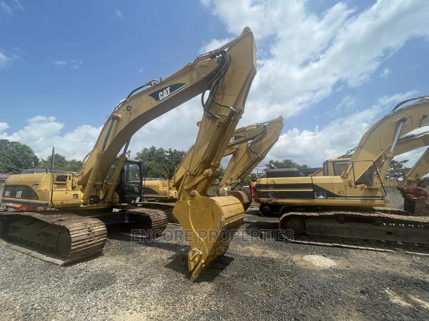 Alert 330CL , 330DL , 330BL Foreign Excavators on Sale · Photo 4