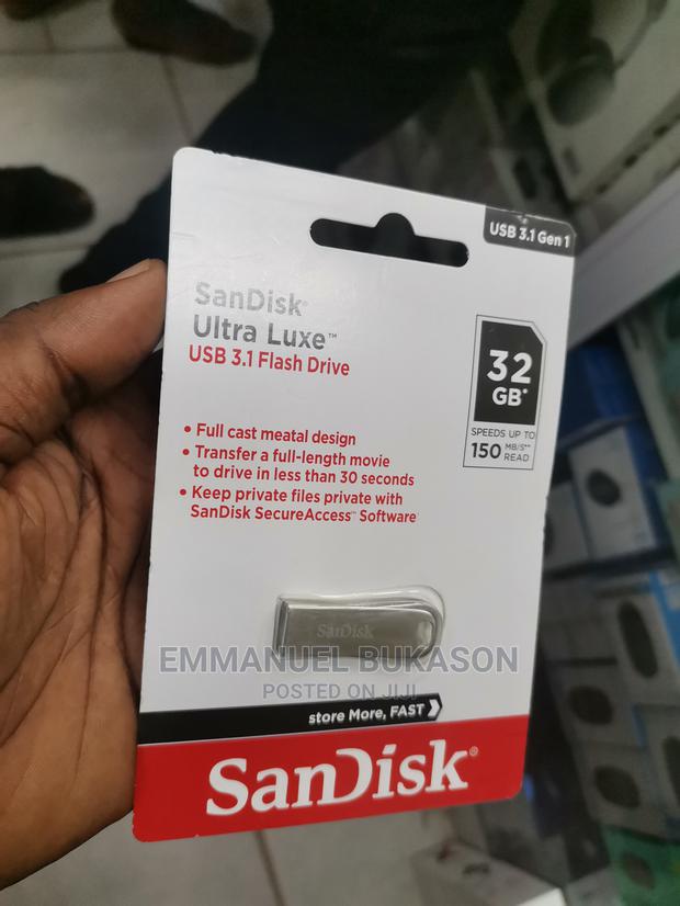 32gb Sandisk Pendrive · Photo 2