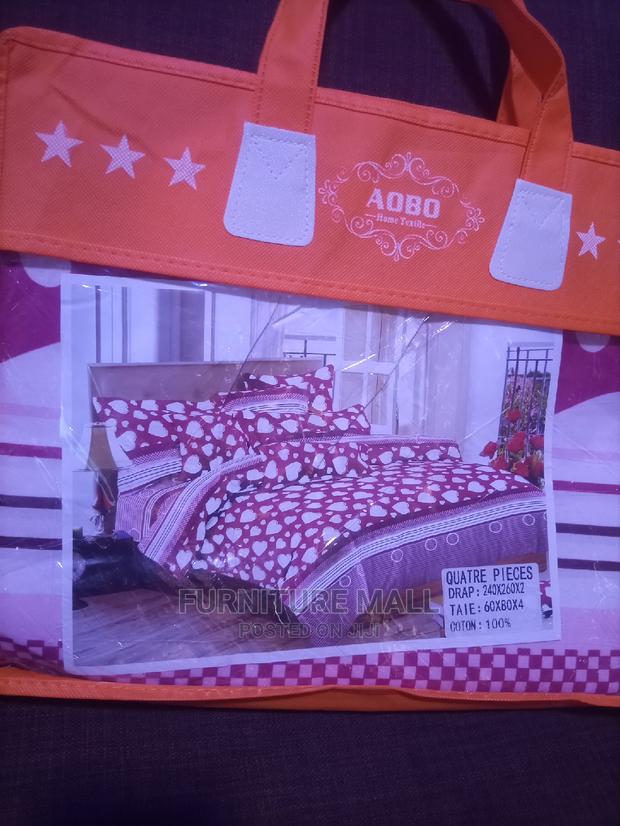 Lovley Bedsheet With 2 Pilow Cases · Photo 2