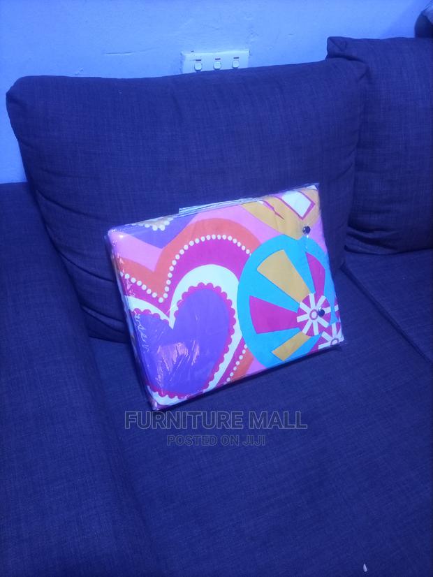 Lovely Cotton Bedsheet With Extra Two Pillow Cases Β· Photo 4