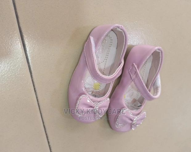 Girl Shoes · Photo 2