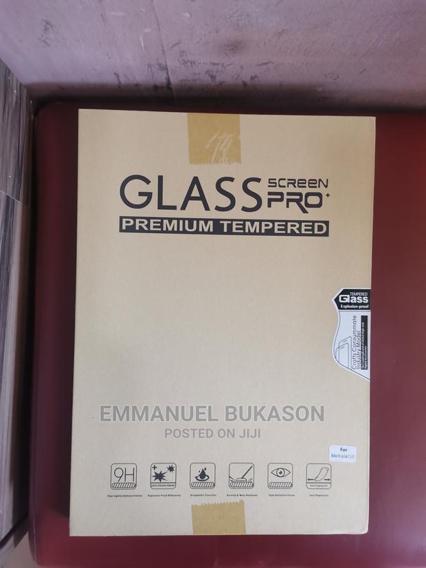Screen Protector for New Macbook Pro · Photo 3