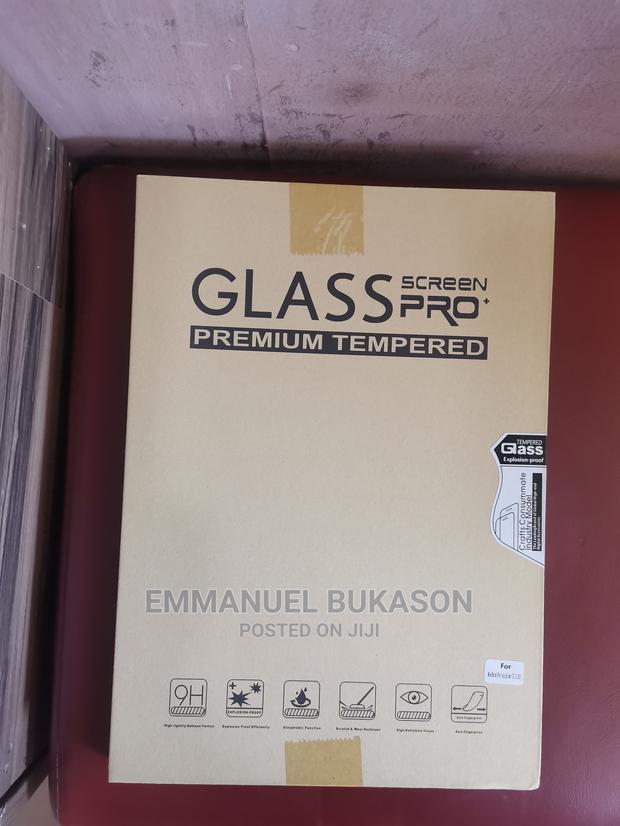 Screen Protector for New Macbook Pro · Photo 4