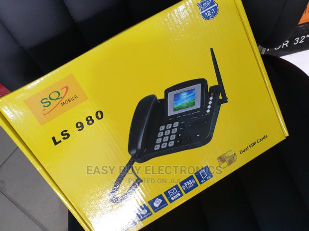 Absolutely Awesome Dual Mobile Phone · Photo 4