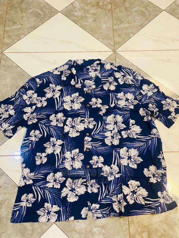 Flower Shirt · Photo 4