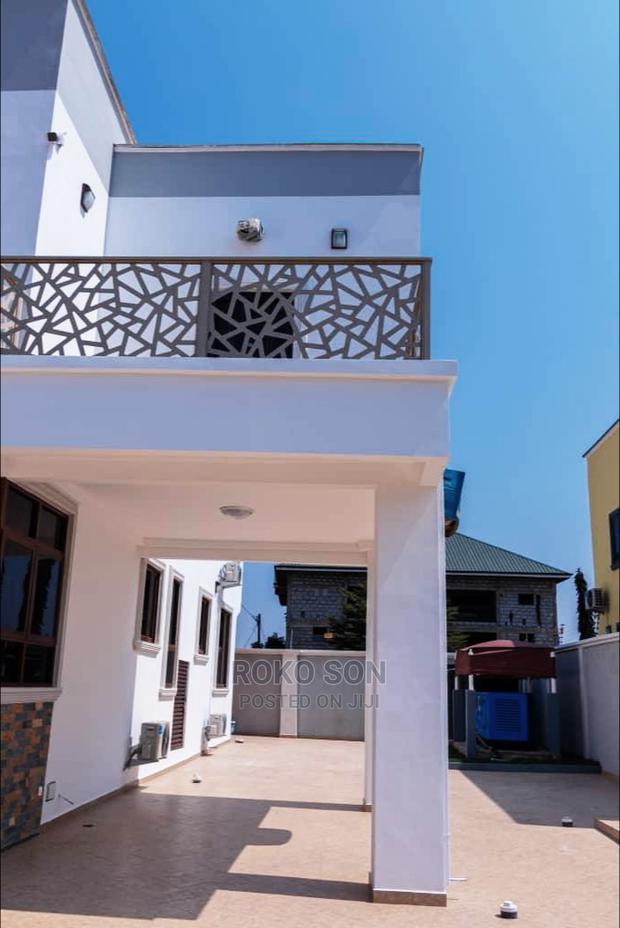 4bdrm Duplex in Dr Roko, Spintex for sale · Photo 4