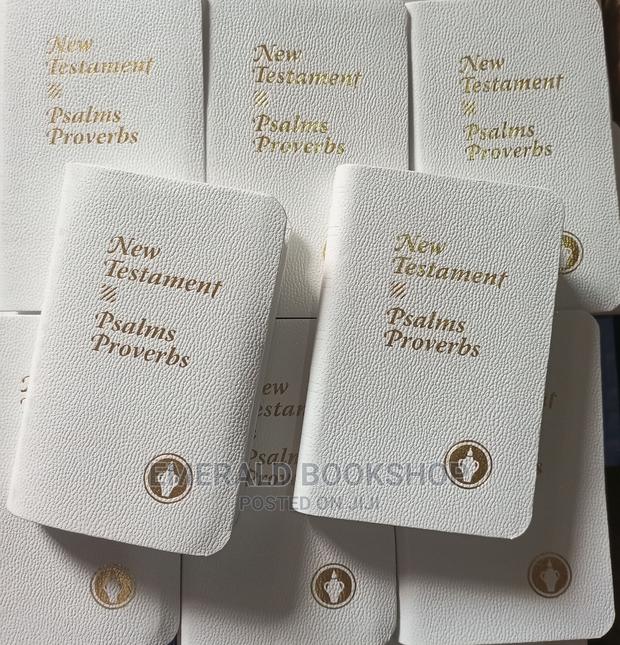 Gideon Pocket Size Bible · Photo 1