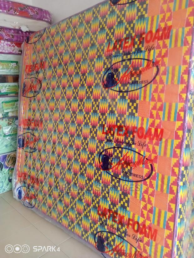 Latex Foam Mattress (14" Queen Size)