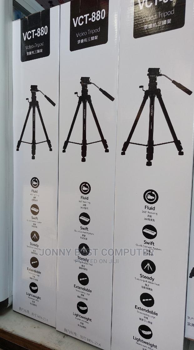 VCT 880 Video Tripod · Photo 3