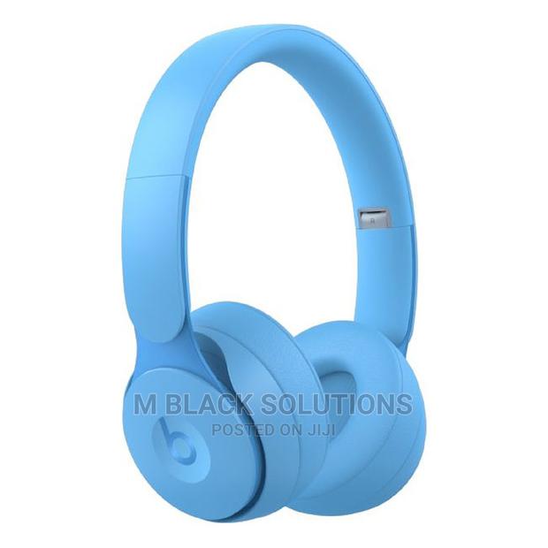 Beats Solo Pro Wireless Noise Cancelling Headphones · Photo 2
