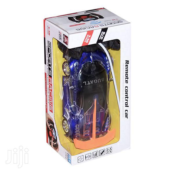 Sports Racing Car With Remote & Light · Photo 4