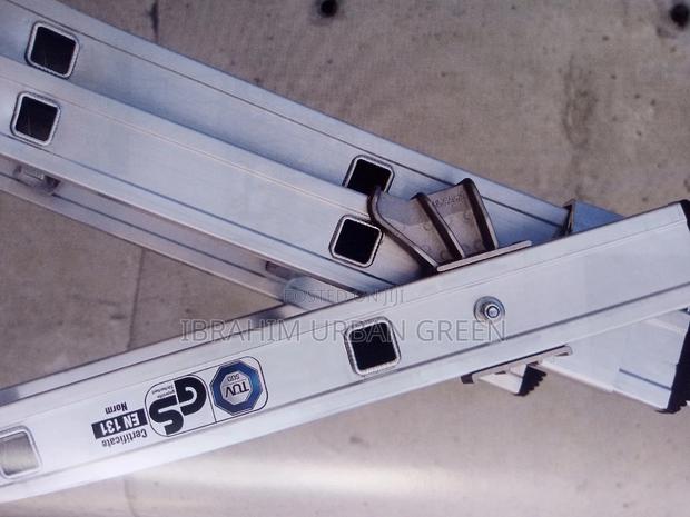 12x3 Aluminum Ladder · Photo 4