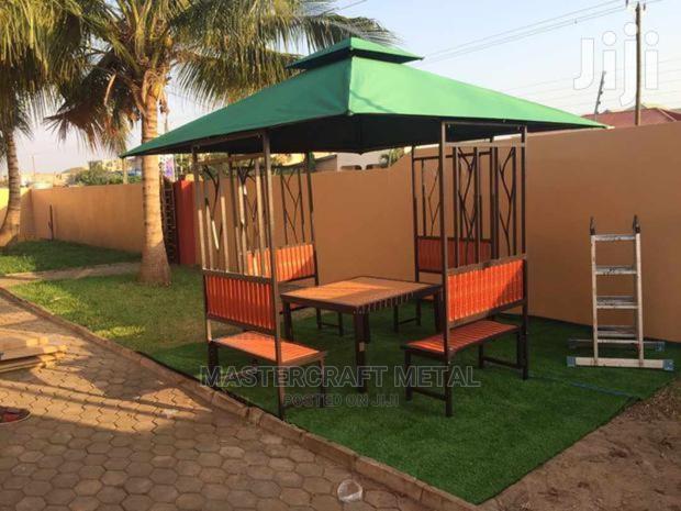 Canopy With Seats Table / Metal Gazebo · Photo 2