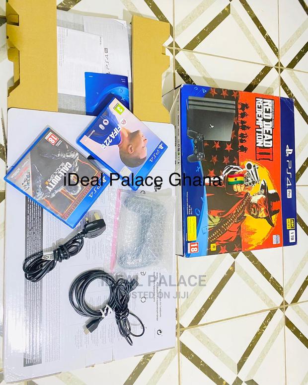 Pre- Owned New PS4 Pro · Photo 4
