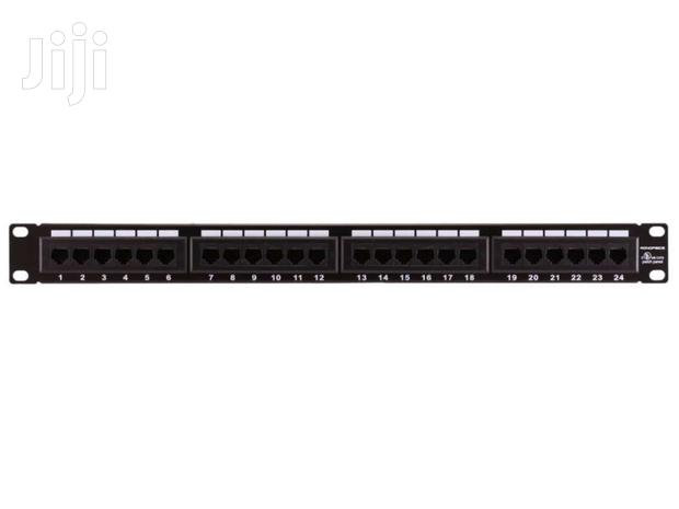 24 Port Patch Panel · Photo 2