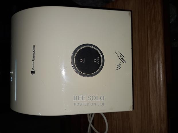 Hand Dryer · Photo 3