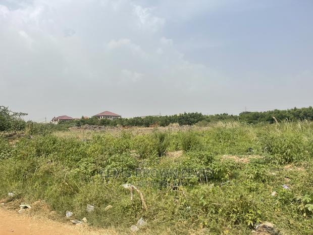 Buy a Plot of Land for Sale · Photo 2