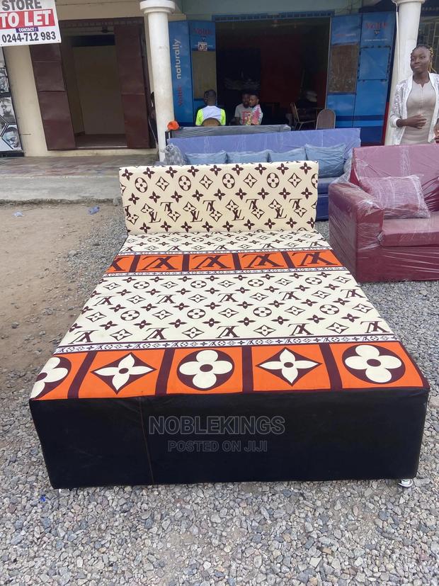 Double Bed With Mattress