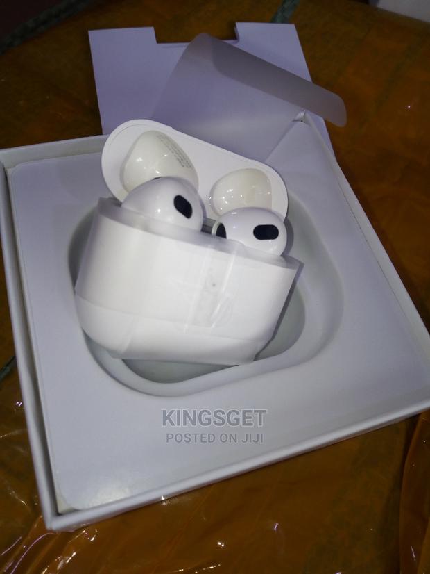 Airpod 3 Earbuds photo 4