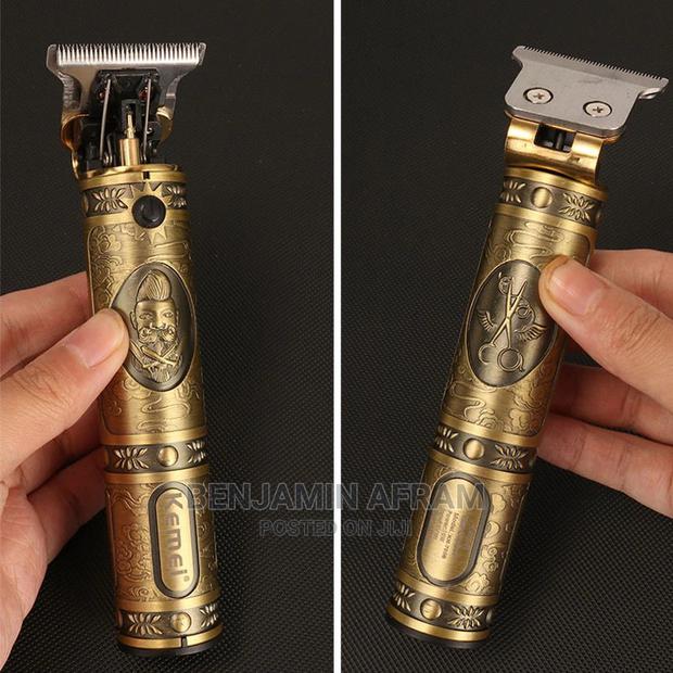 Kemei 700b Hair Clipper · Photo 3