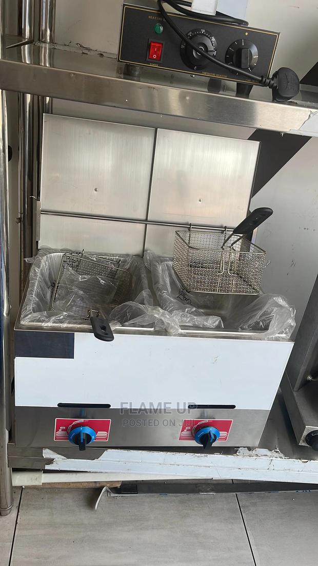 Deep Fryer 2 Tanks · Photo 2