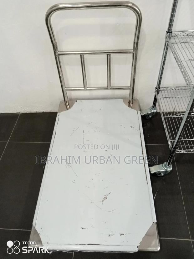 Four Wheeler Trolley · Photo 2