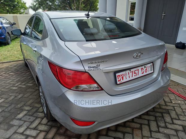 Hyundai Accent Available For Rent photo 7