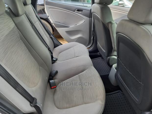 Hyundai Accent Available For Rent photo 9