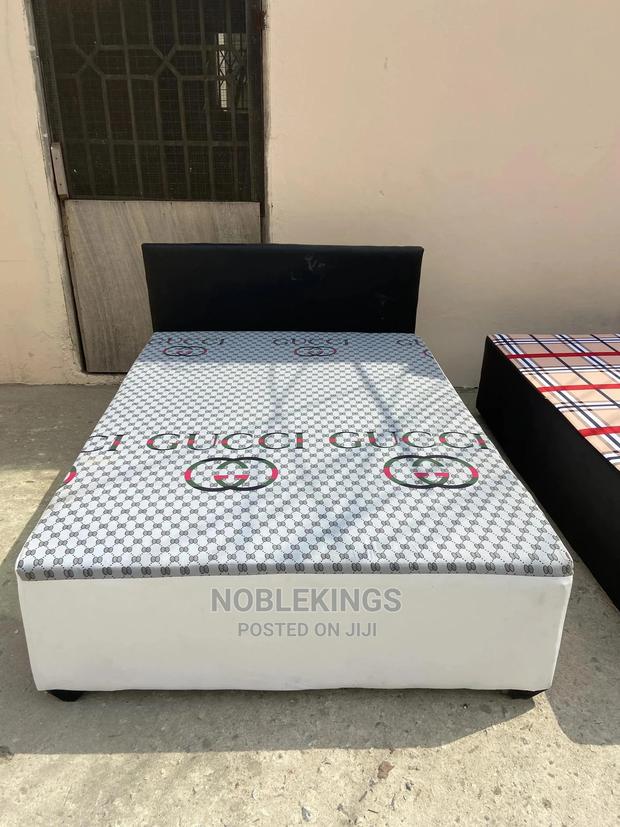 Inbuilt Double Bed With Mattress