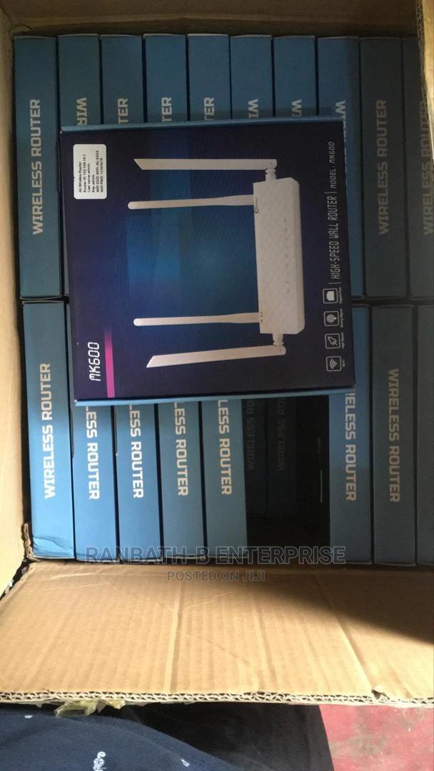 4G Wireless Wifi Router · Photo 3