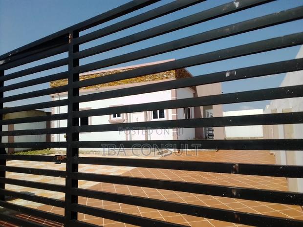 Furnished 3bdrm House in Data Center Amrahia, Adenta for sale · Photo 1