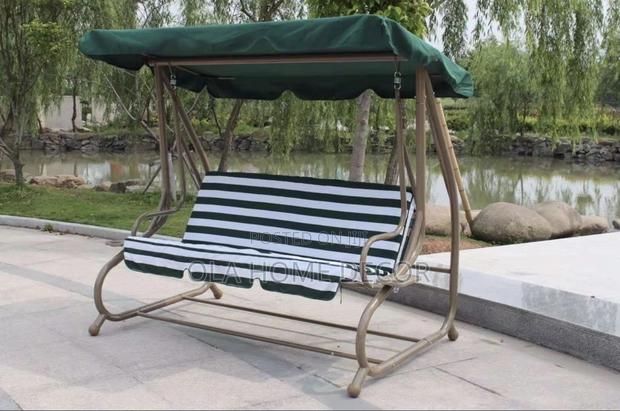 Garden Swing Chair · Photo 4