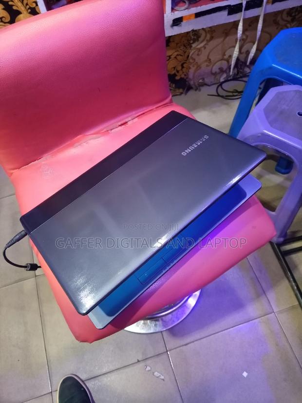 New Laptop Samsung N130 4GB Intel Core I3 HDD 320GB photo 4