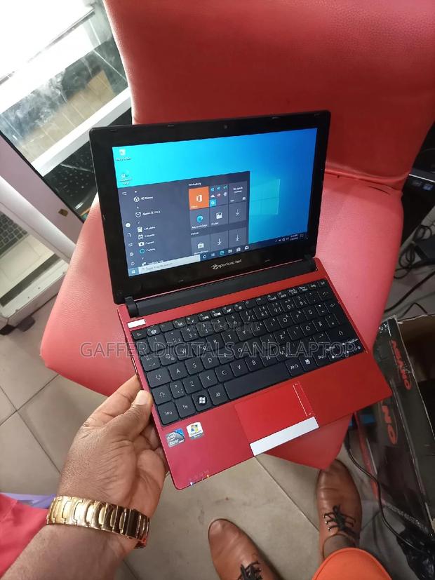 New Laptop Acer Aspire 1 2GB Intel Atom HDD 256GB photo 4